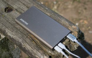 AVACOM Prisma AL-10: Nabíjení rychle a zběsile