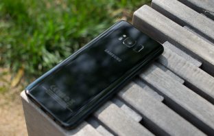 Samsung Galaxy S8: Do nekonečna a ještě dál