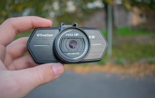 TrueCam A6: V autě každý ocení oči navíc. Vidí i dozadu