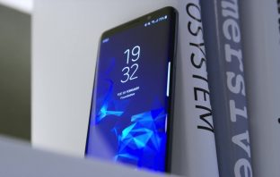Samsung dnes uvádí do prodeje nové Galaxy S9(+). Přinášíme seznam nových krytů a přislušenství